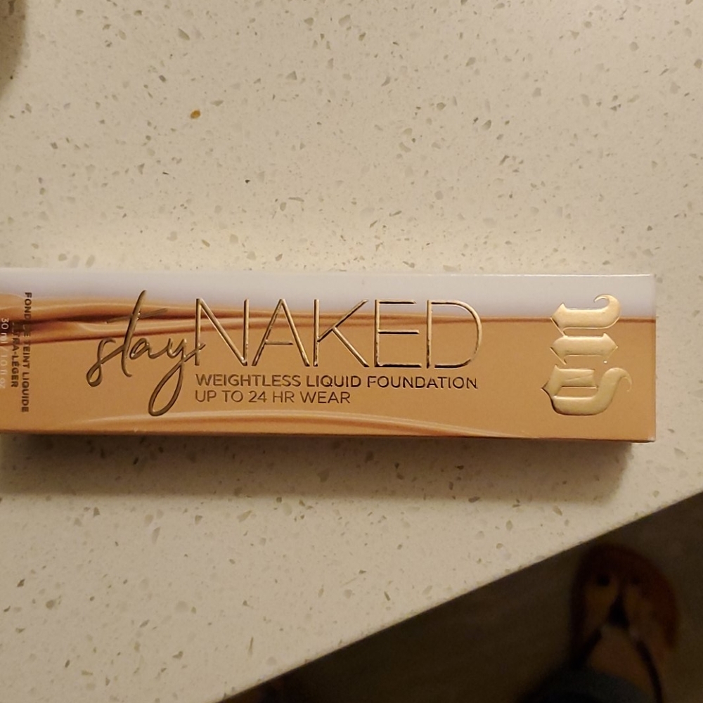 Stay Naked,, liquid foundation New